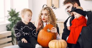 Lire la suite à propos de l’article Comment fabriquer un démaquillant maison efficace : guide et astuces naturelles