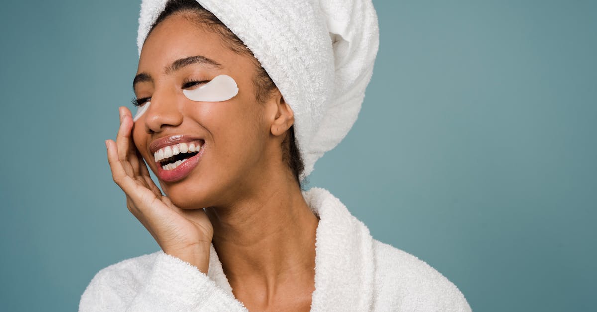 découvrez une routine de soins anti-acné efficace pour une peau claire et saine, adaptée à tous les types de peau.