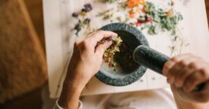 Lire la suite à propos de l’article recettes diy atopique : remèdes naturels pour apaiser la peau sensible