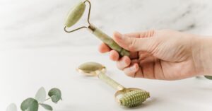 Lire la suite à propos de l’article Astuces naturelles anti-âge : comment préserver sa jeunesse en 2025 ?