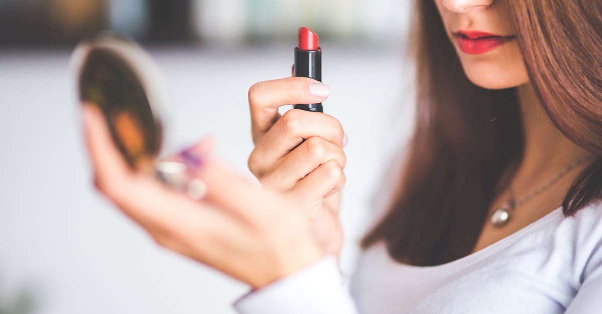 découvrez des astuces beauté au miel pour une peau éclatante et naturelle, grâce à nos conseils simples et efficaces.